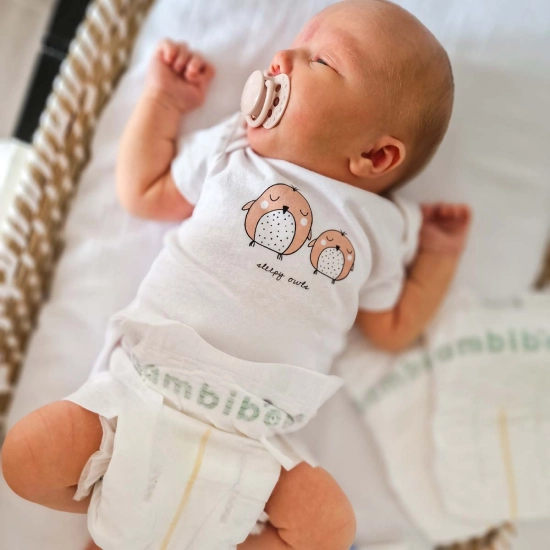 Set 3 x 28 Stk - Bambiboo COTTONWEAR Einwegwindeln mit Bio-Baumwolle für Neugeborene, Größe 1 Newborn (2-4kg)